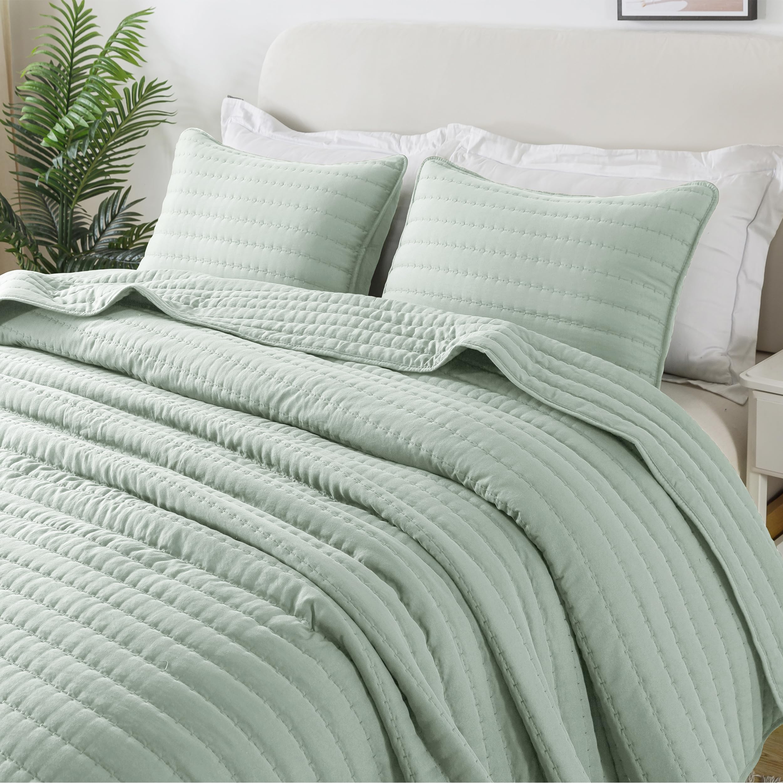 Roaringwild Sage Green Twin Size Quilt Bedding Sets With 1 Pillow Sham, Lightweight Soft Bedspread Coverlet, Quilted Blanket Thi